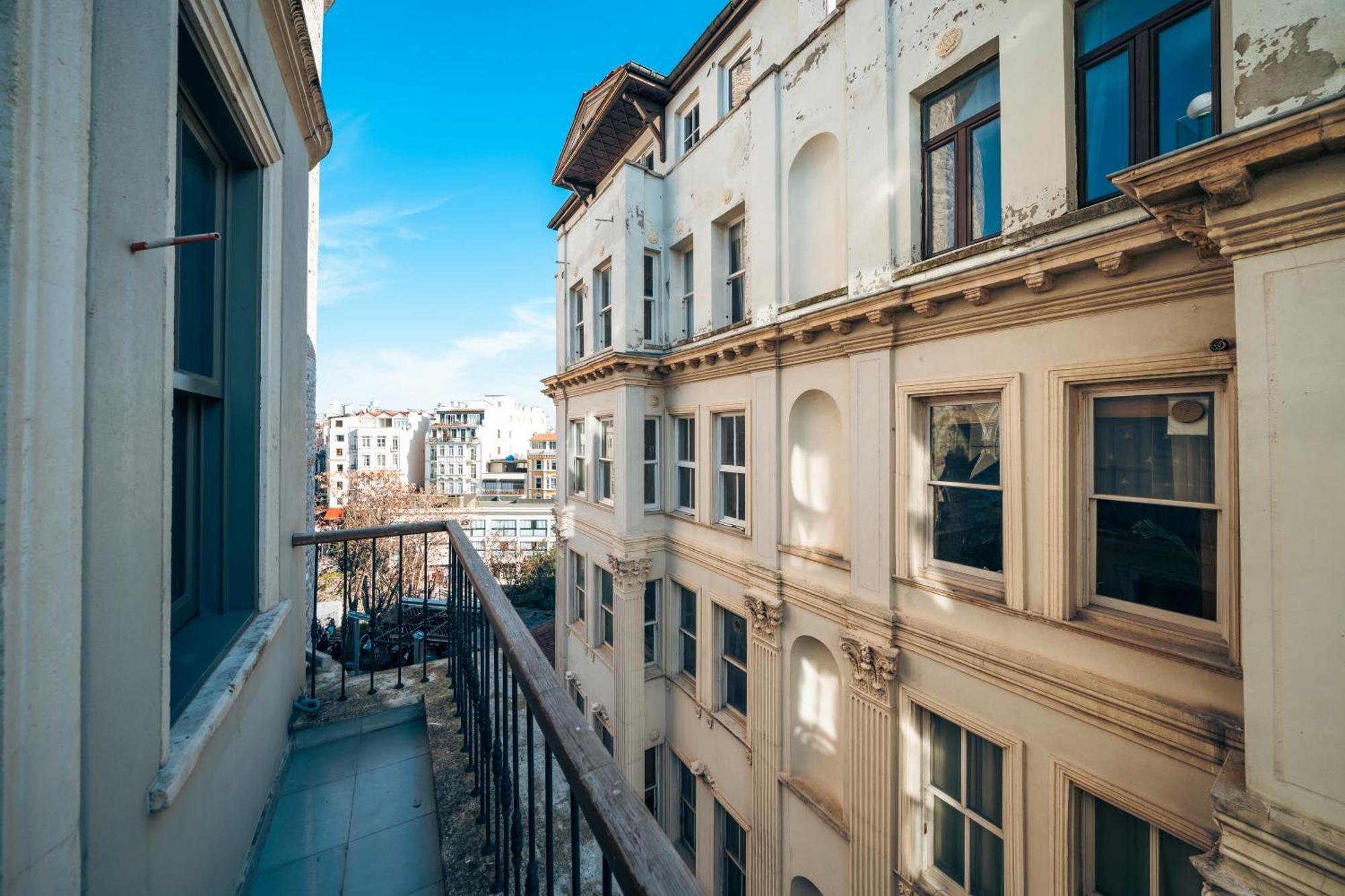 Galata Guest Teori — Photos 1